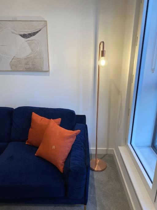 Modern Trafford 1Br Apartment-Free Parking-Cinema Room Manchester Eksteriør billede