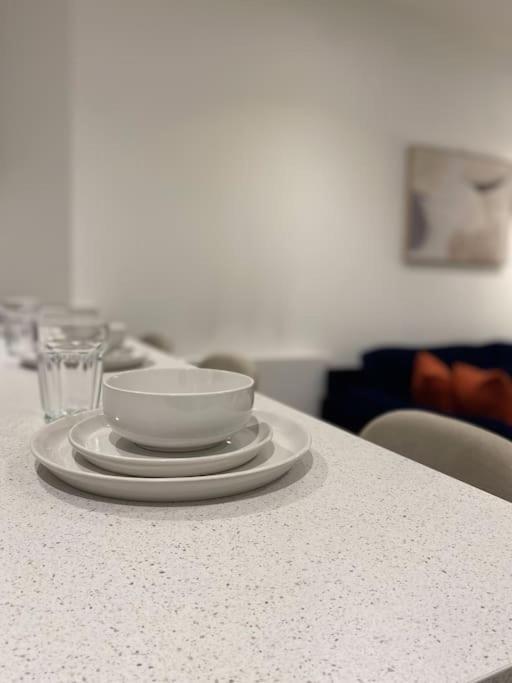 Modern Trafford 1Br Apartment-Free Parking-Cinema Room Manchester Eksteriør billede